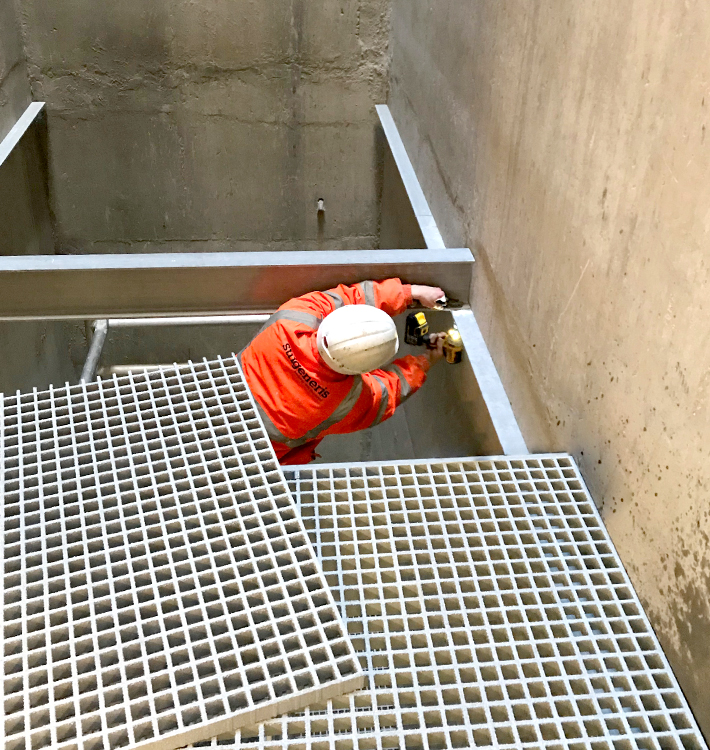 riser flooring with industrial grp grating 2