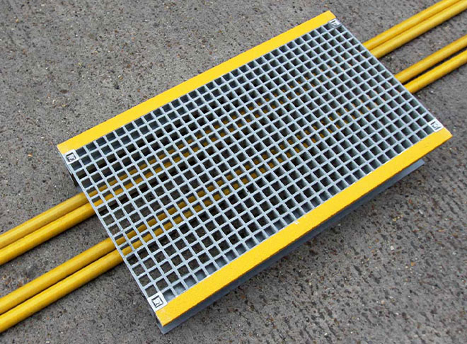 Step Over Platform for safe access over low walls, pipework and cables. Step Over Platform for safe access over low walls, pipework and cables.